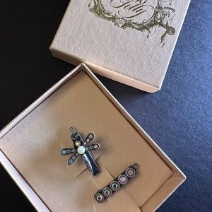 Vintage Kirk Folly Crystal Dragonfly and Line/Bar Clip